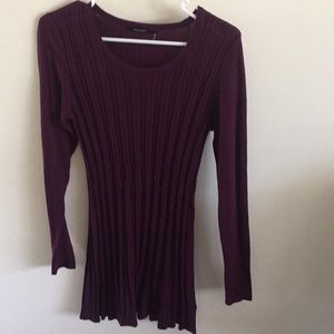 Burgundy long sleeved tunic
